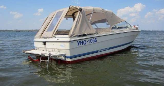 Катер Bayliner 23 фута 1989г.в.