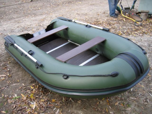 Килевая лодка Navigator LK330 Новая